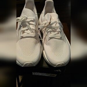 Adidas Men's White Athletic Sneakers